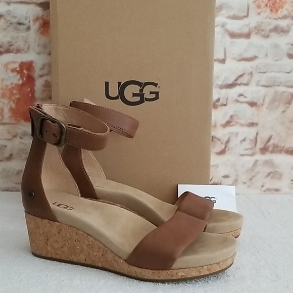ugg zoe 2